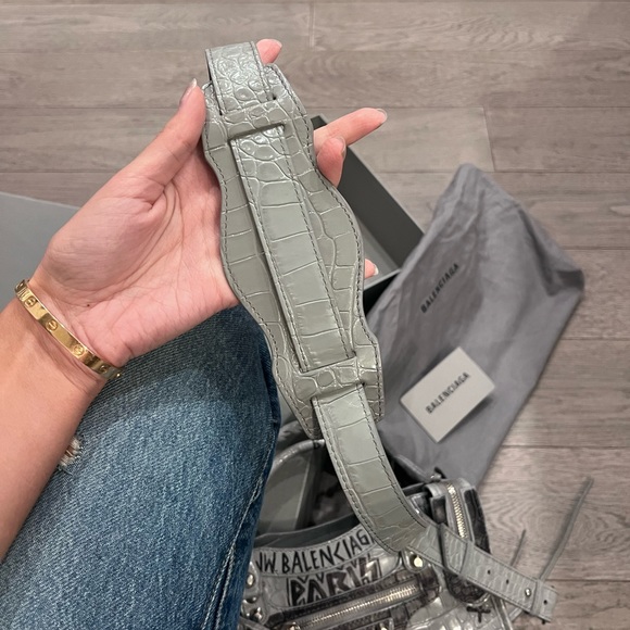BALENCIAGA - City Bag Graffiti Crocodile Grey - Picture 7 of 9